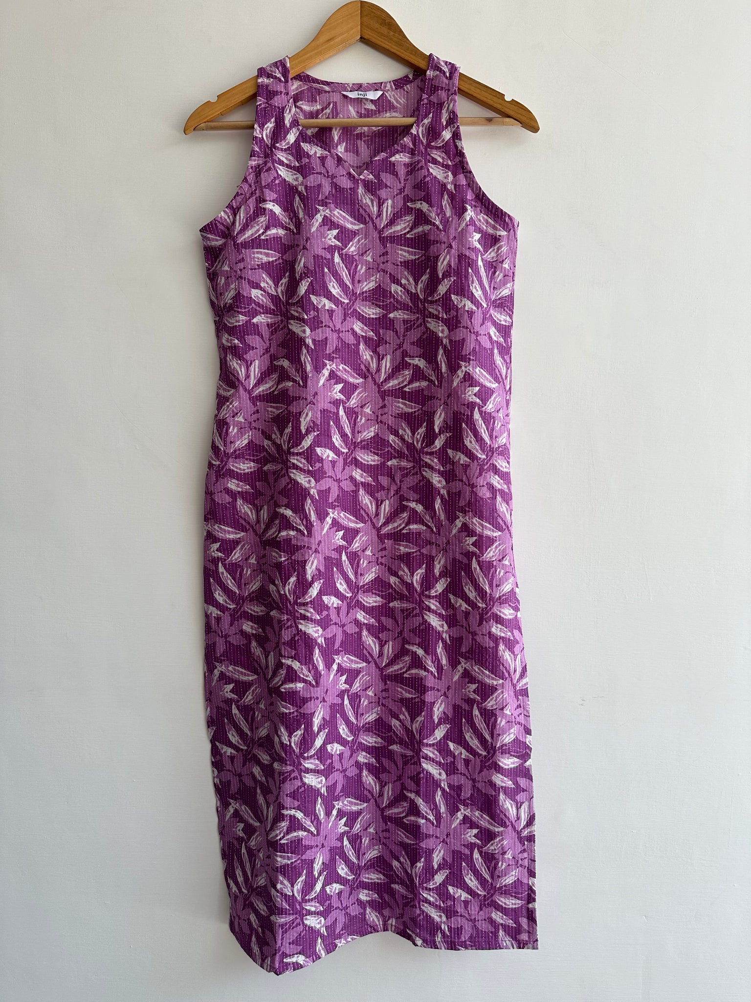 Sleeveless kurta (kantha fabric)