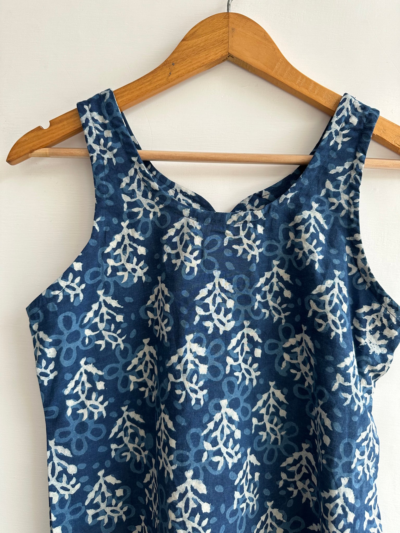 Sleeveless kurti