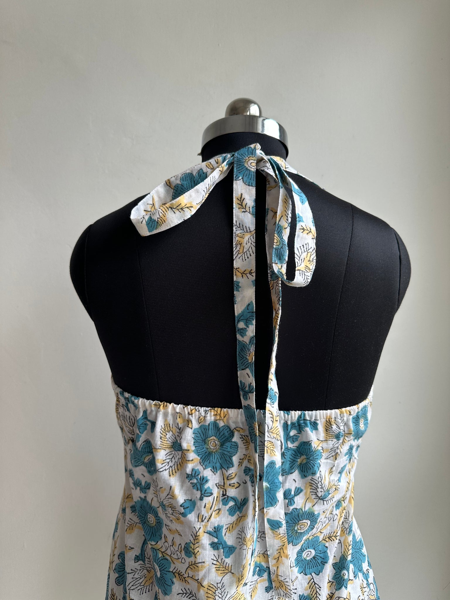 Halter neck Top