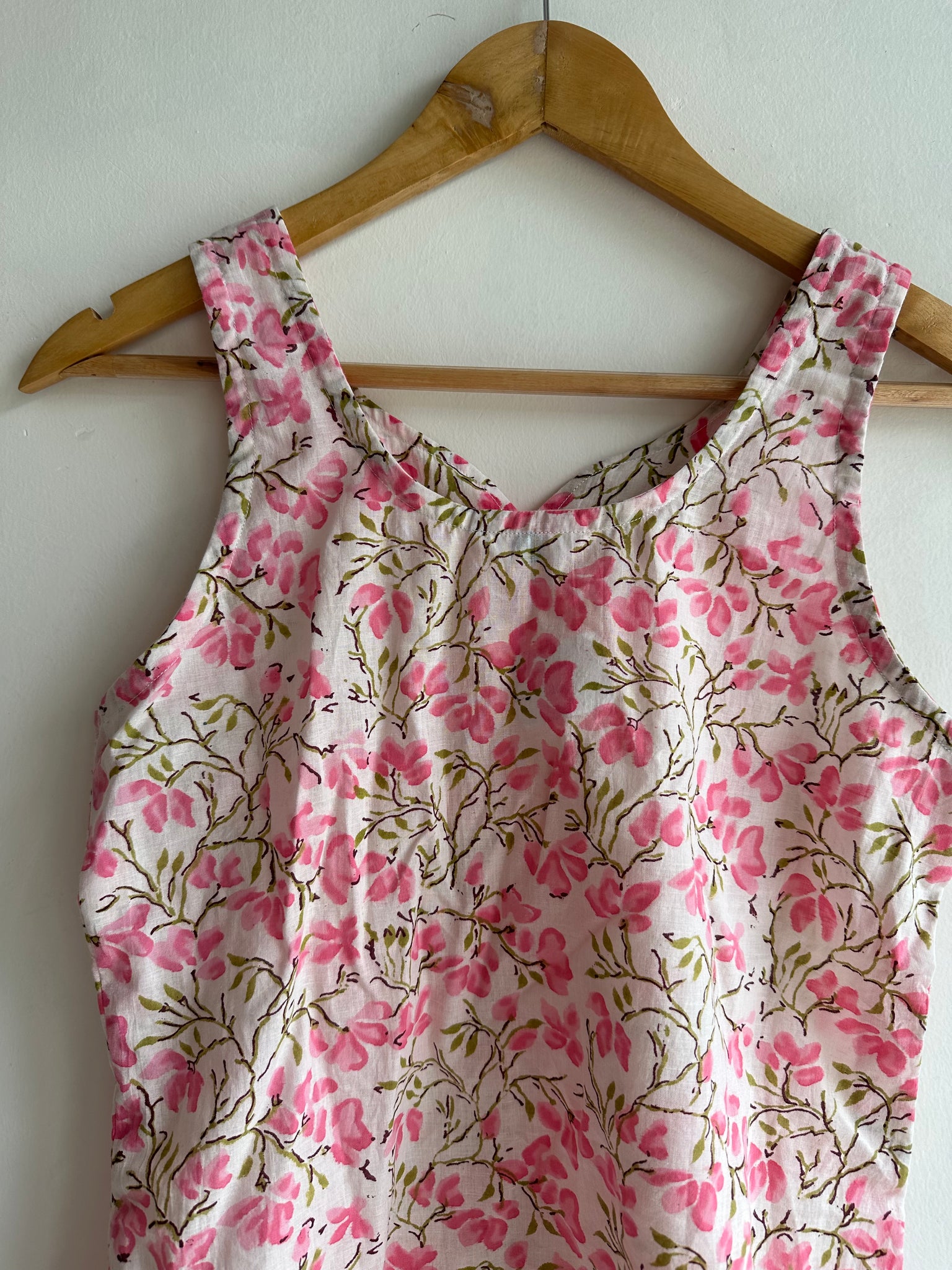 Sleeveless kurti