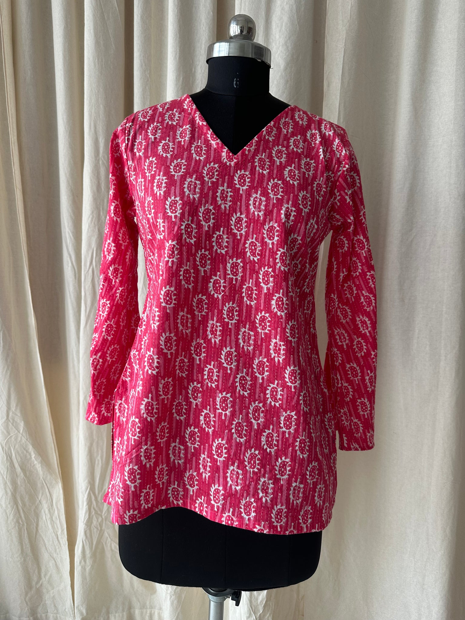 Flared sleeves tunic (kantha fabric)