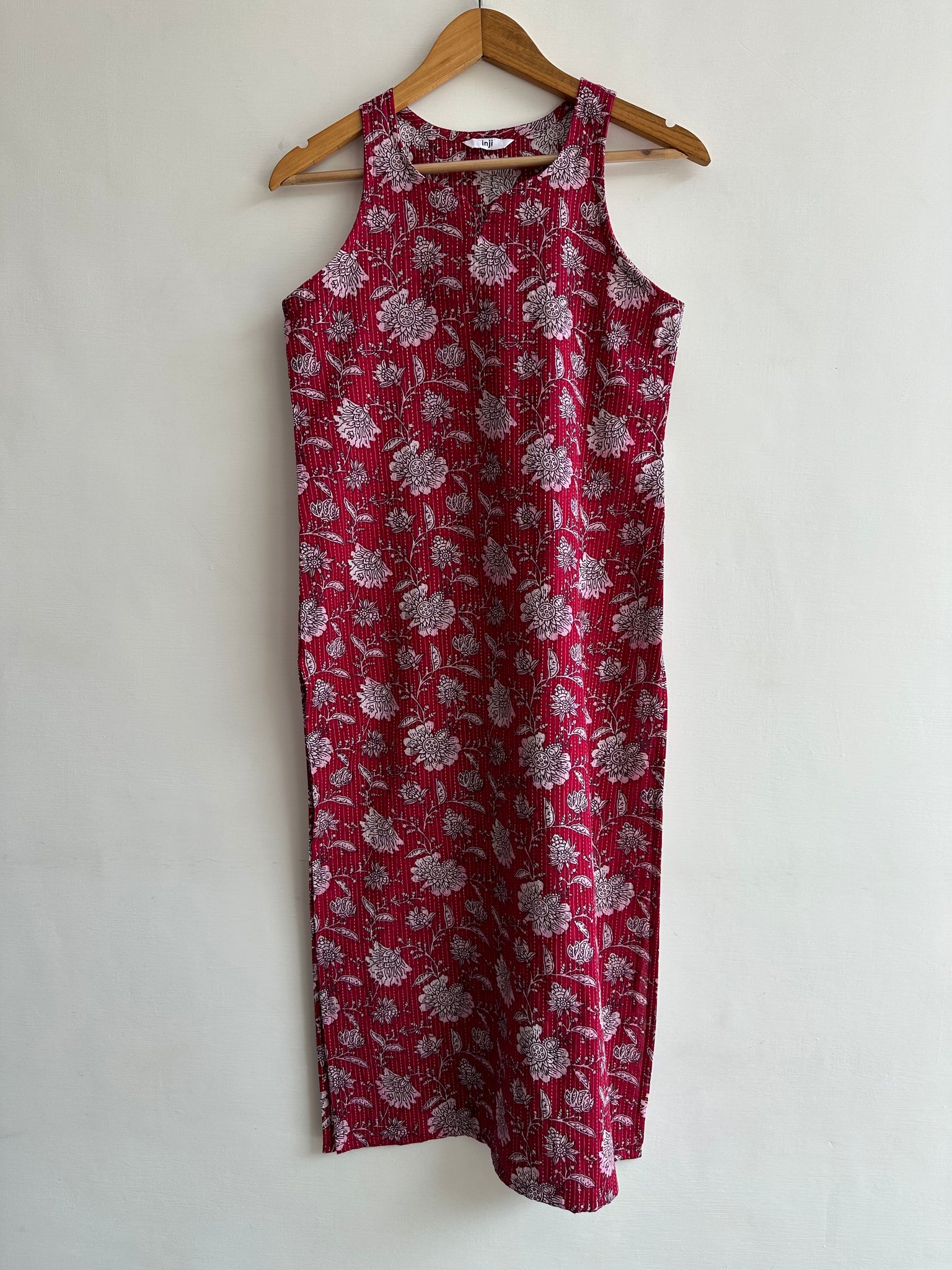 Sleeveless kurta (kantha fabric)