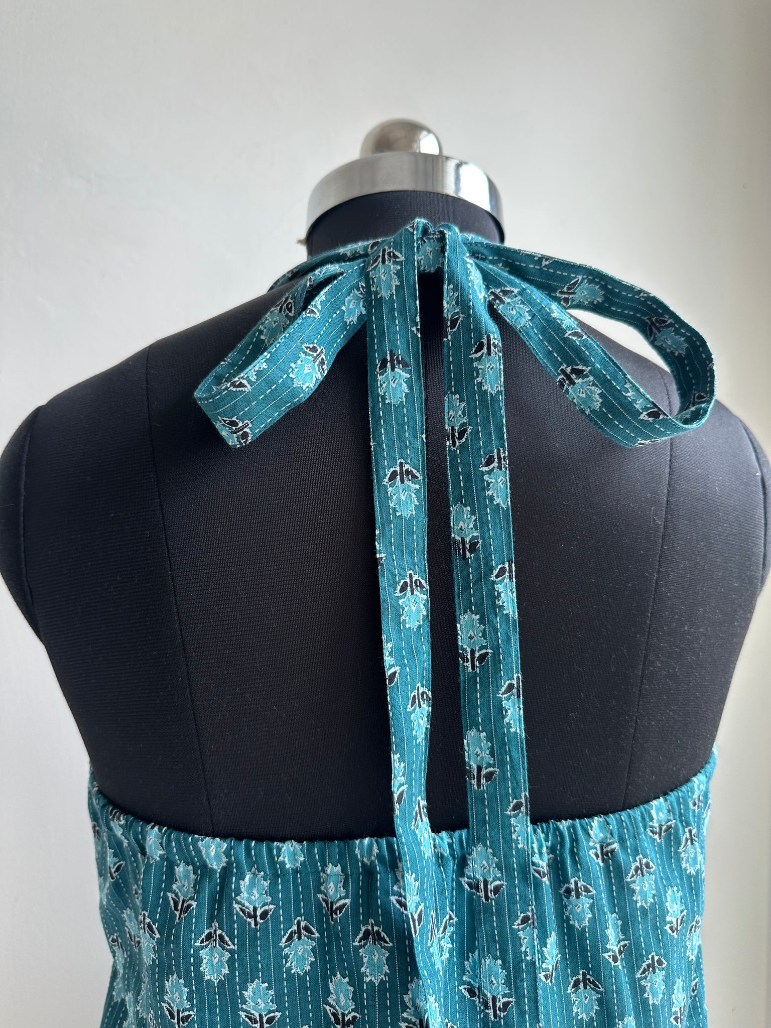 Halter neck Top