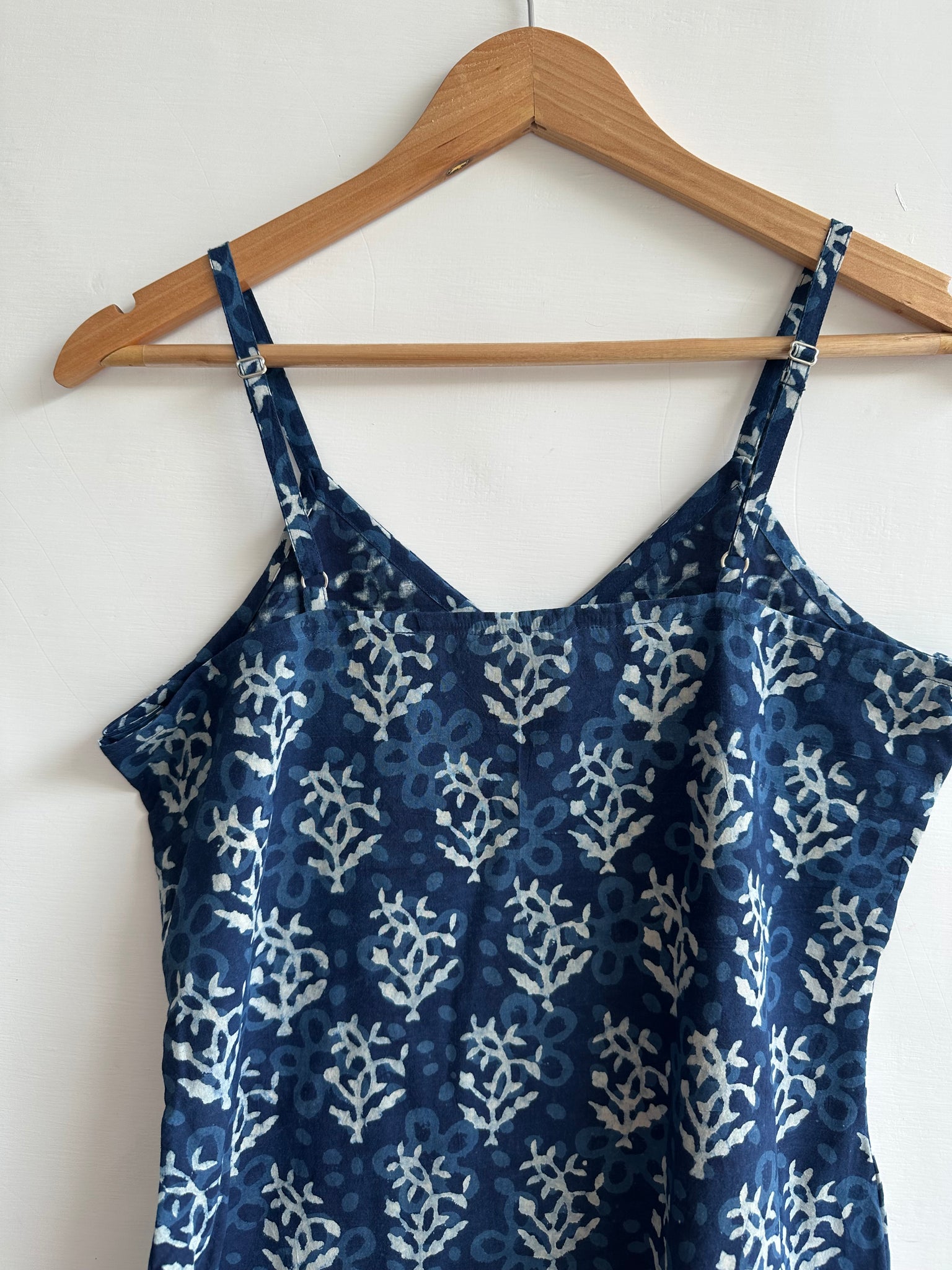 Avni kurti