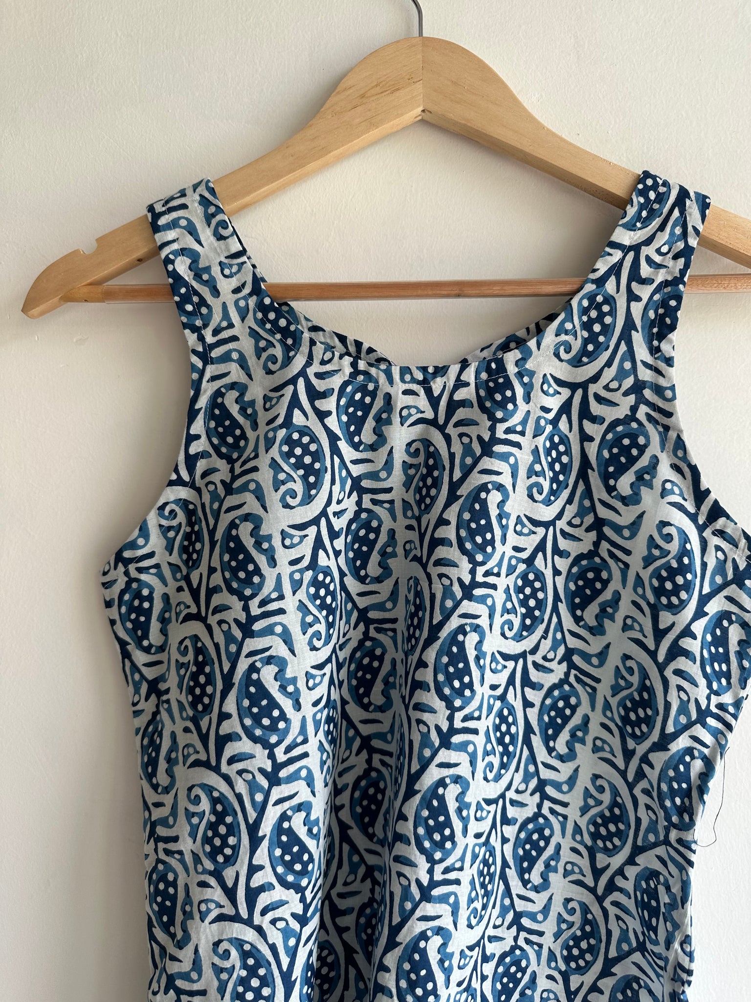 Sleeveless kurti