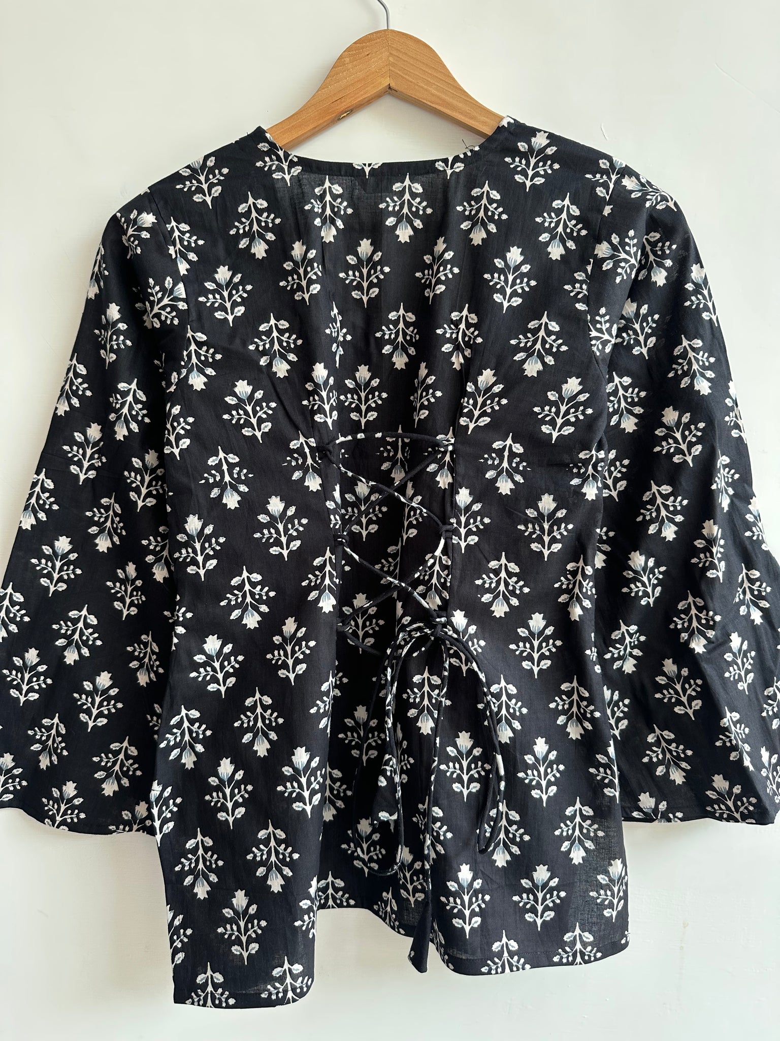 Vanya kurti