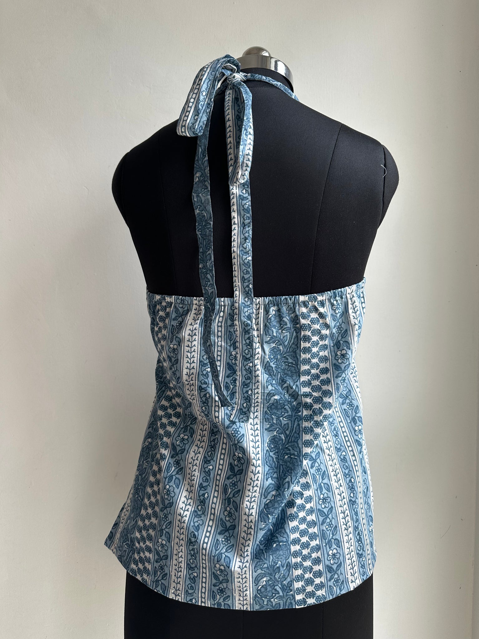 Halter neck Top