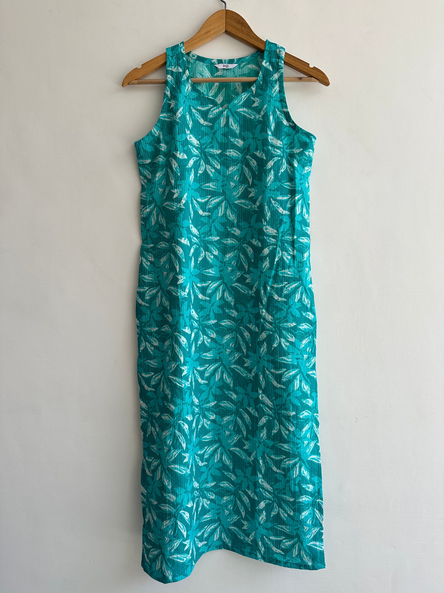 Sleeveless kurta (kantha fabric)