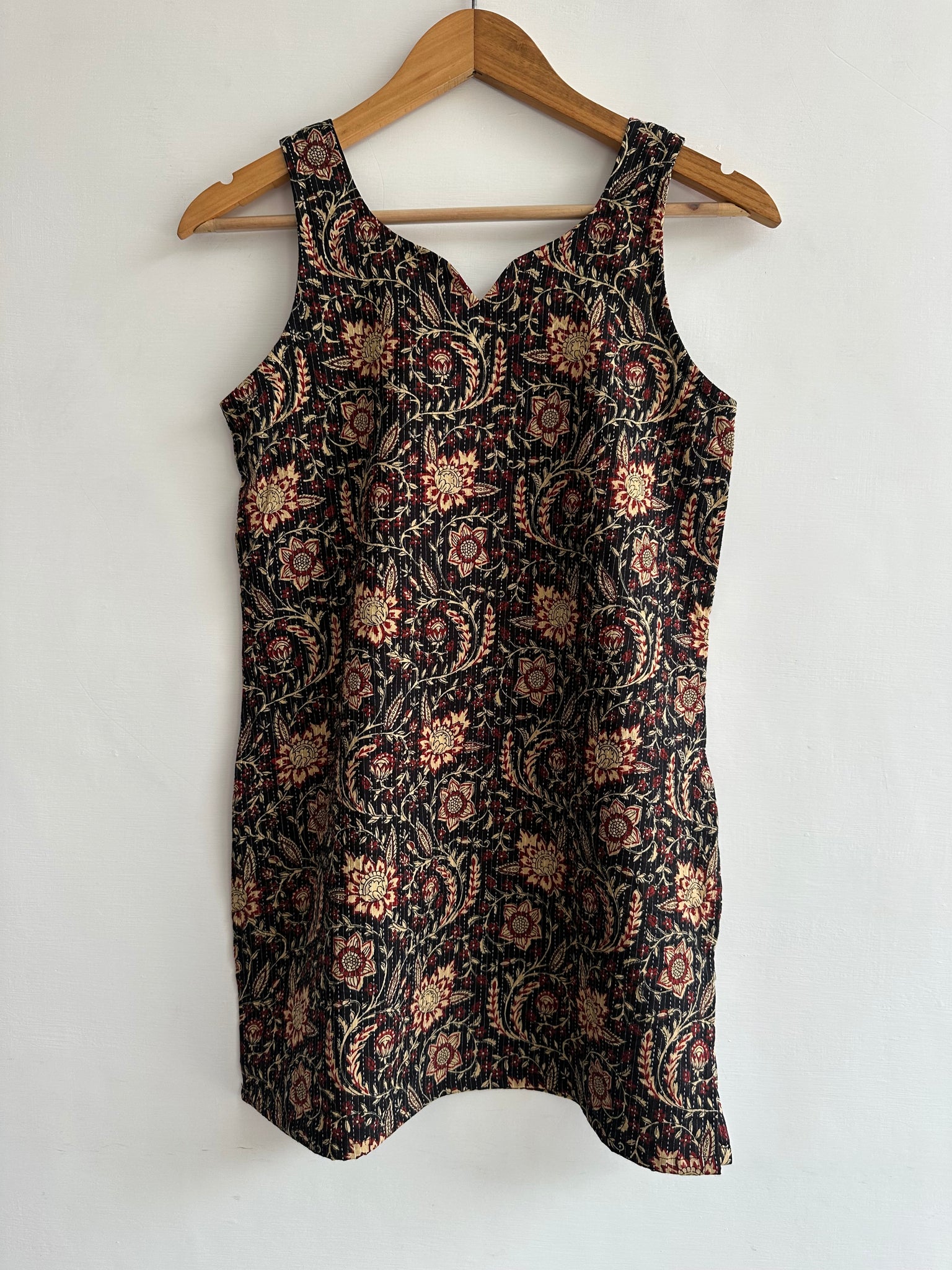 Sleeveless kurti (kantha fabric)