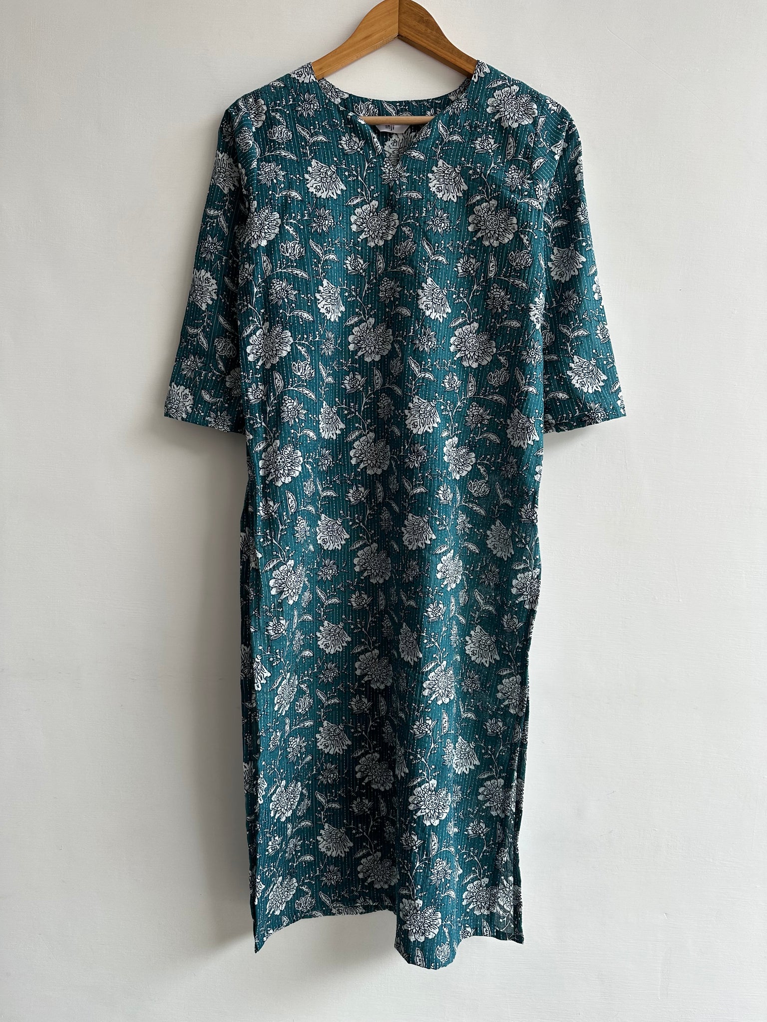 Straight Kurta (Kantha fabric)