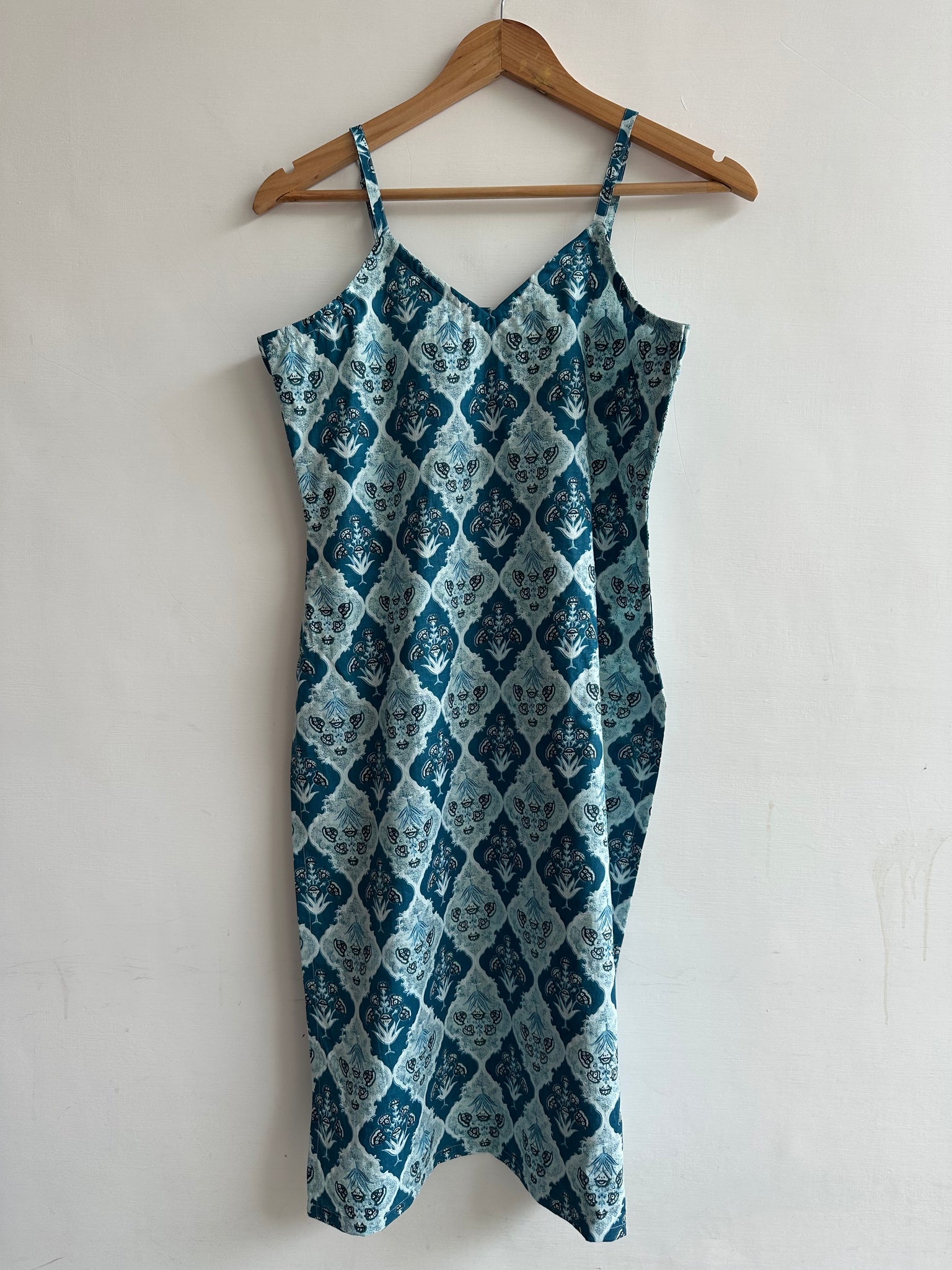 Avni kurti