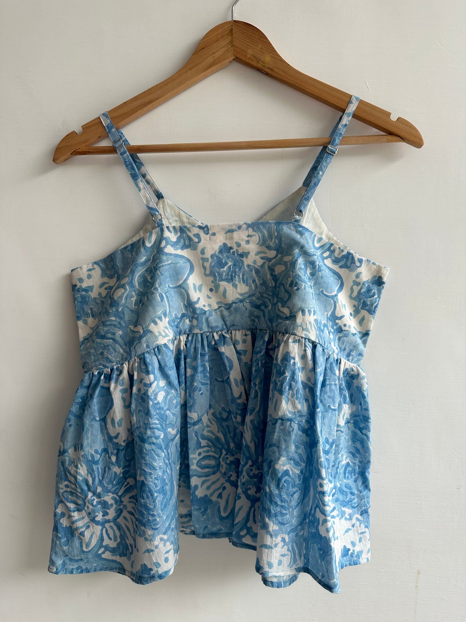 Strap top