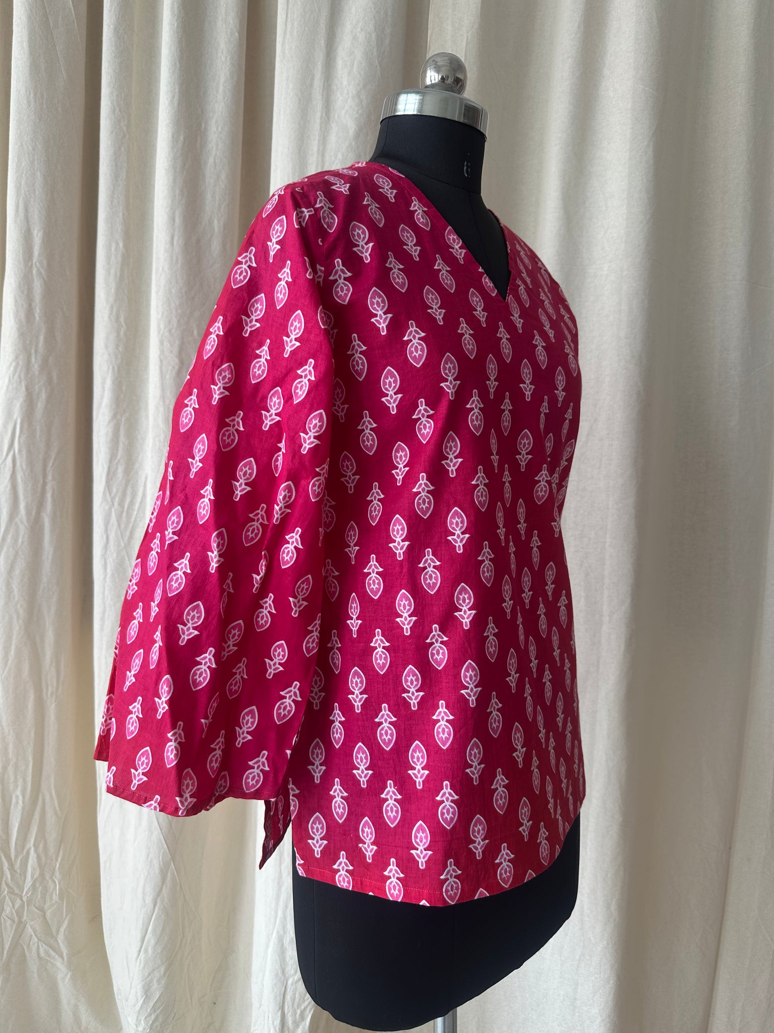 Flared sleeves tunic