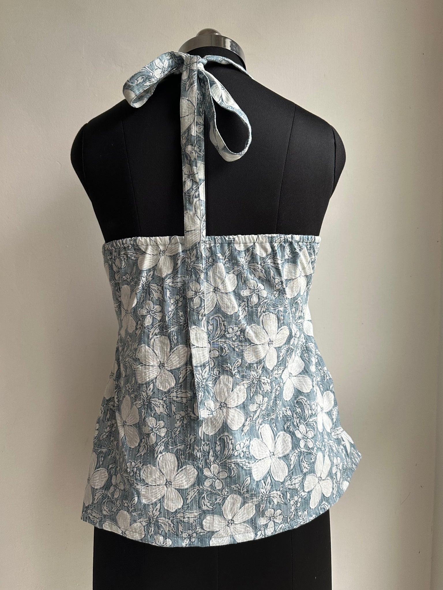 Halter neck Top