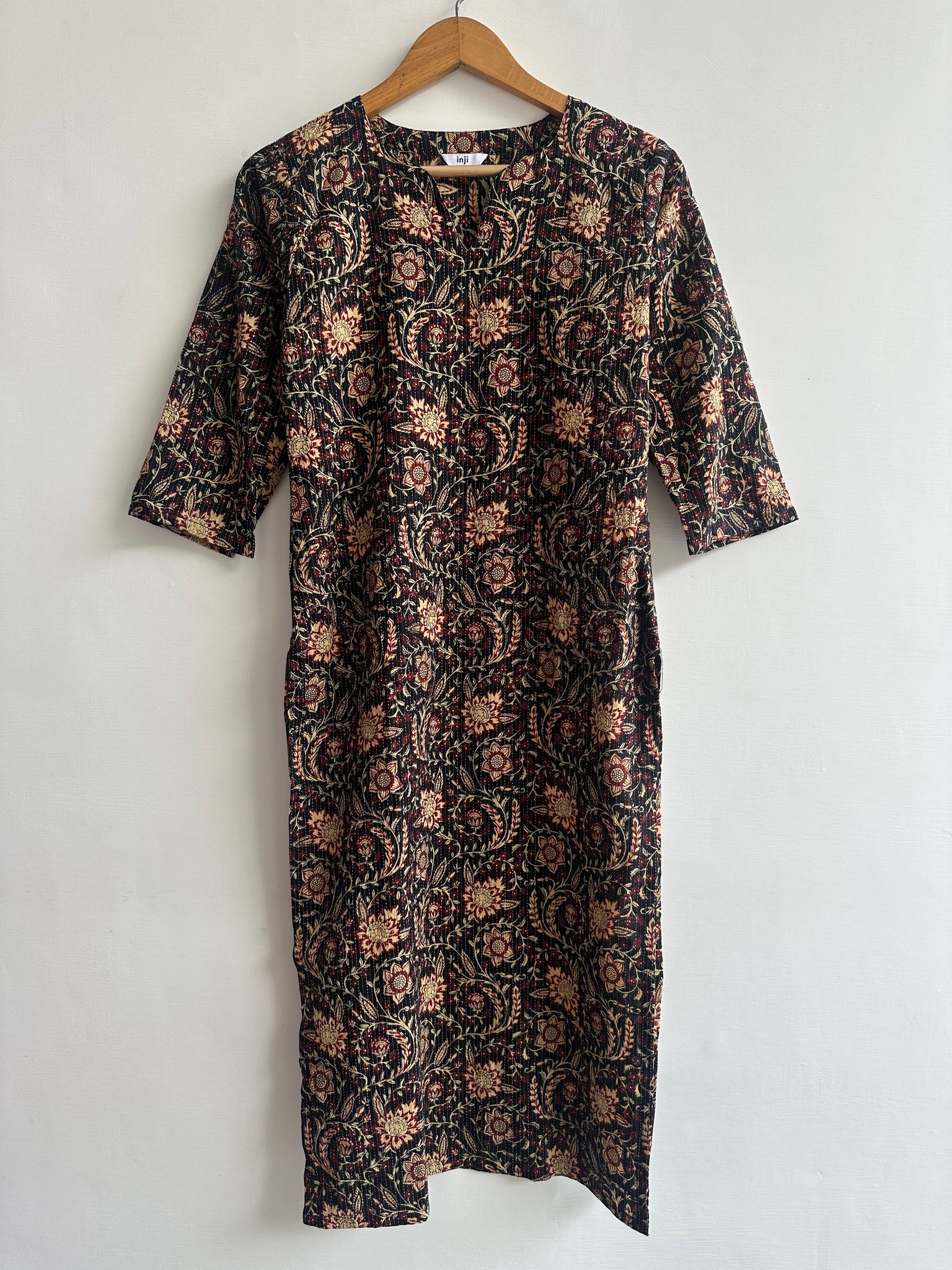 Straight Kurta (Kantha fabric)