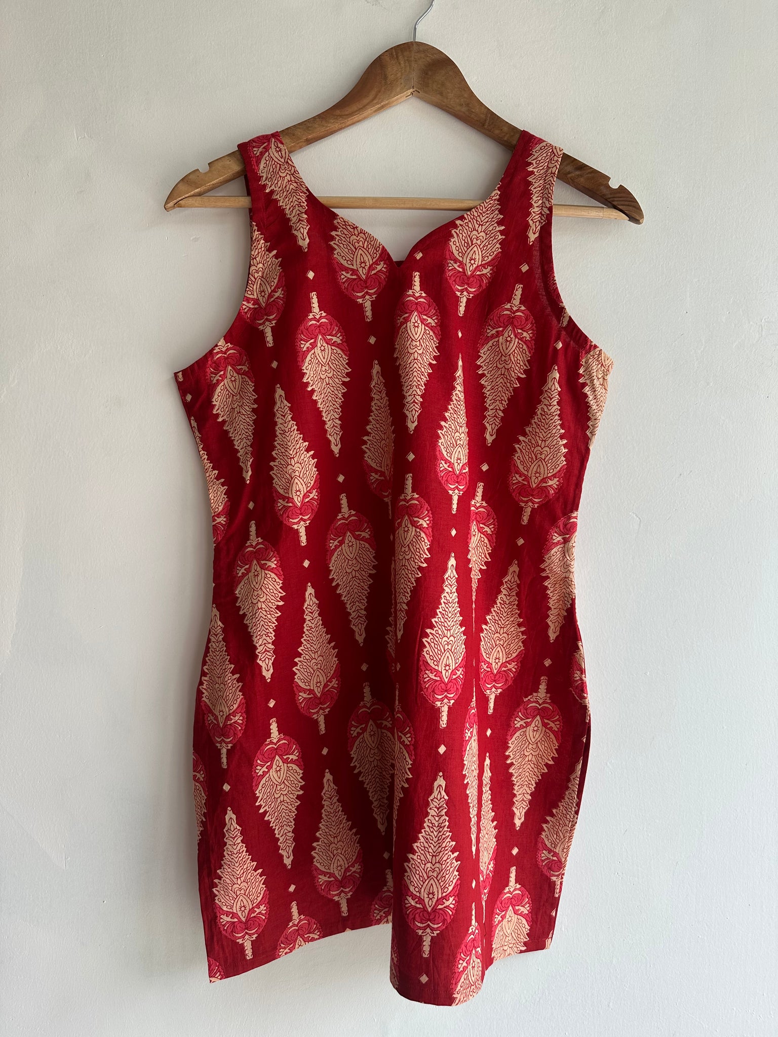 Sleeveless kurti