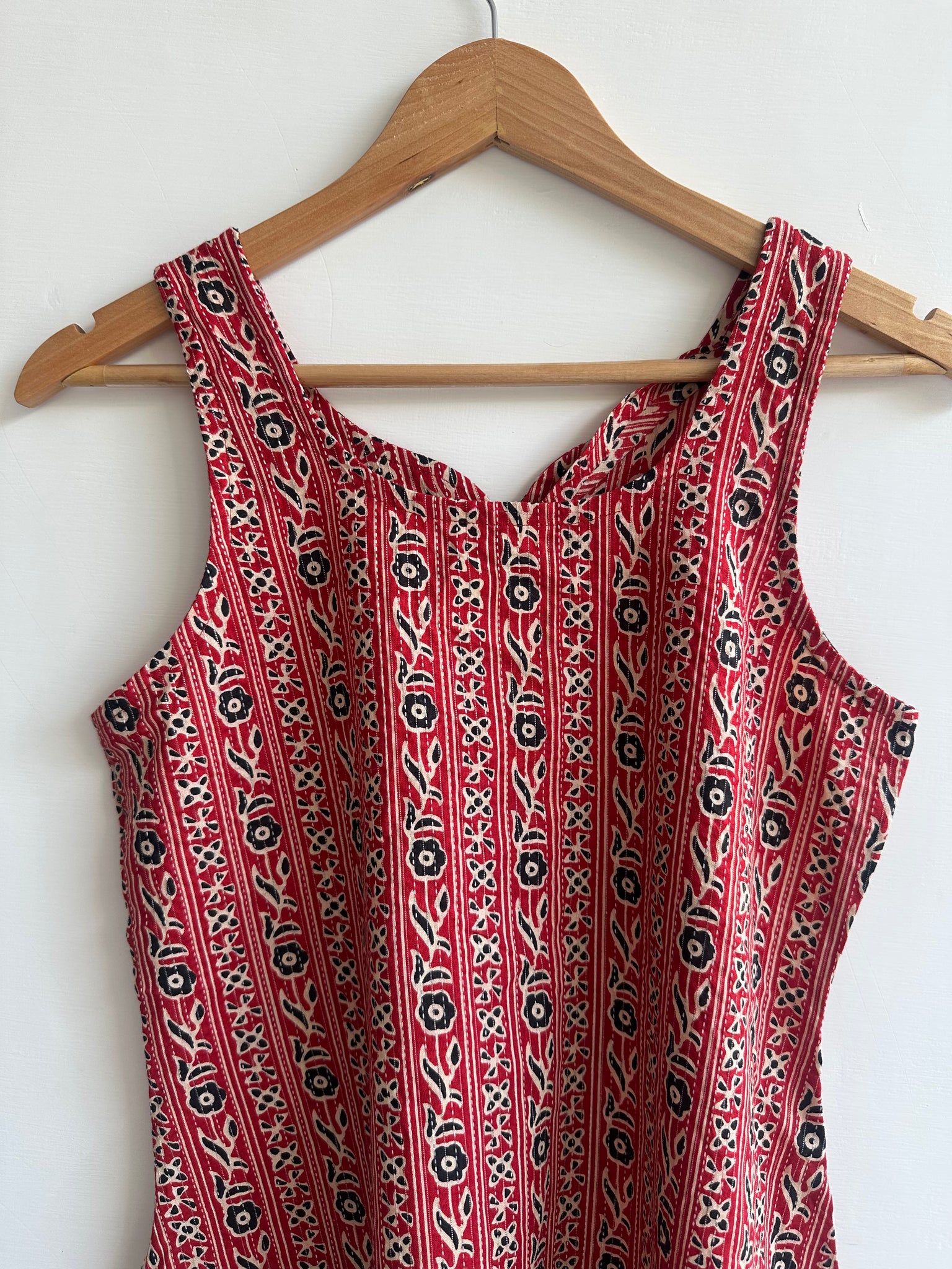 Sleeveless kurti (Kantha fabric)