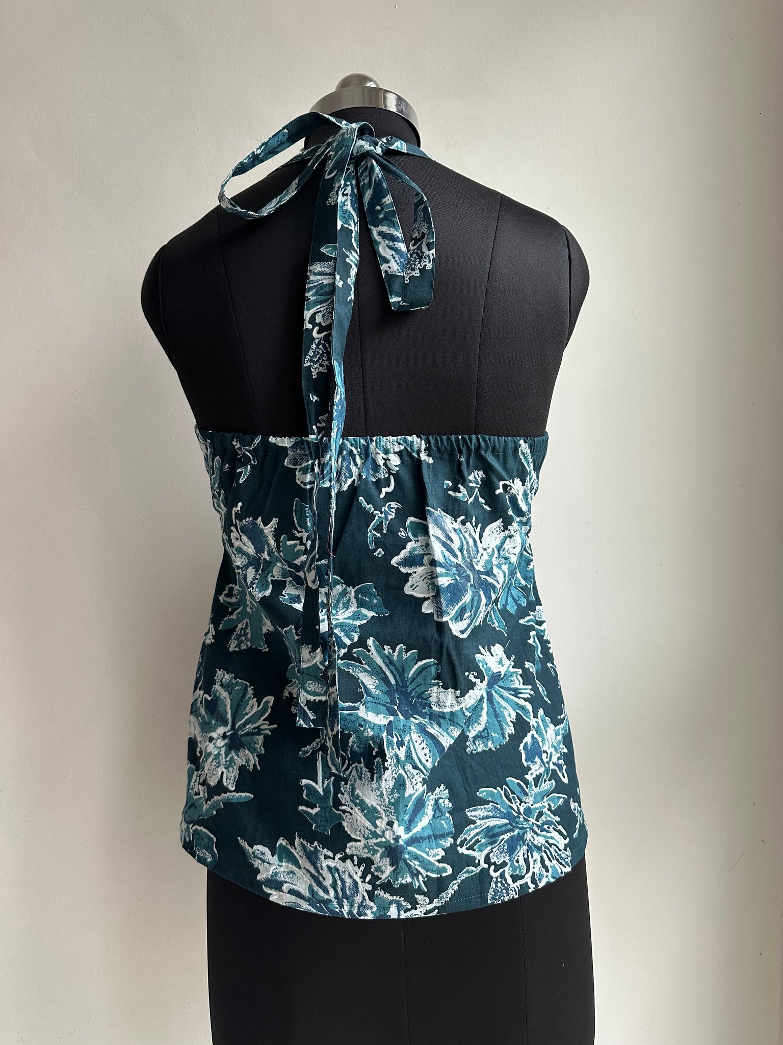 Halter neck Top