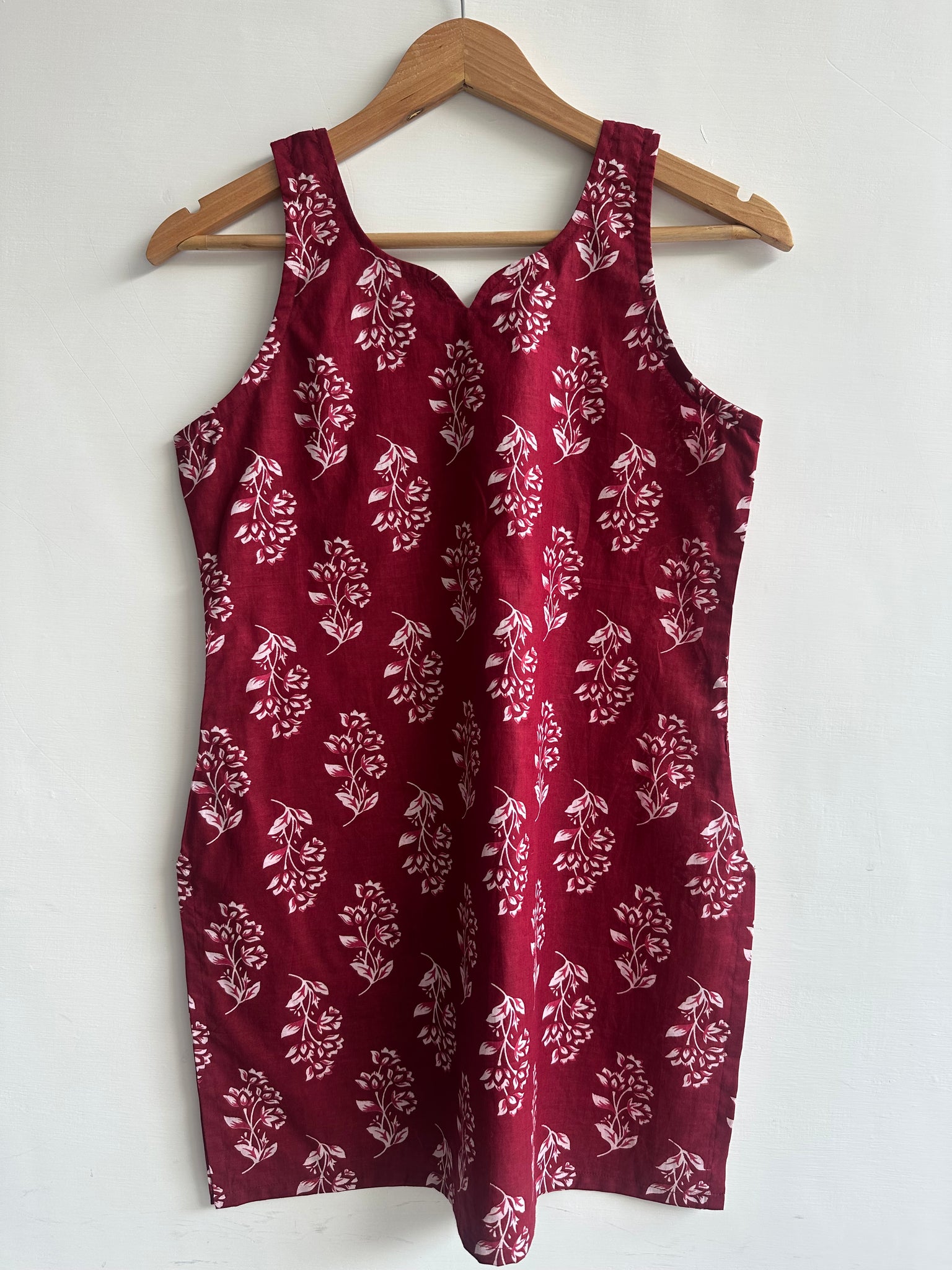 Sleeveless kurti